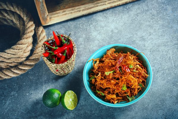 Khô gà cay lá chanh